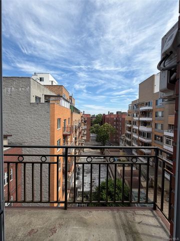14118 Cherry Avenue 6G, Flushing, NY 11355