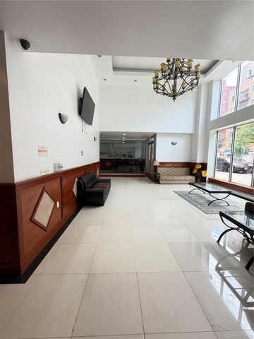 14118 Cherry Avenue 6G, Flushing, NY 11355