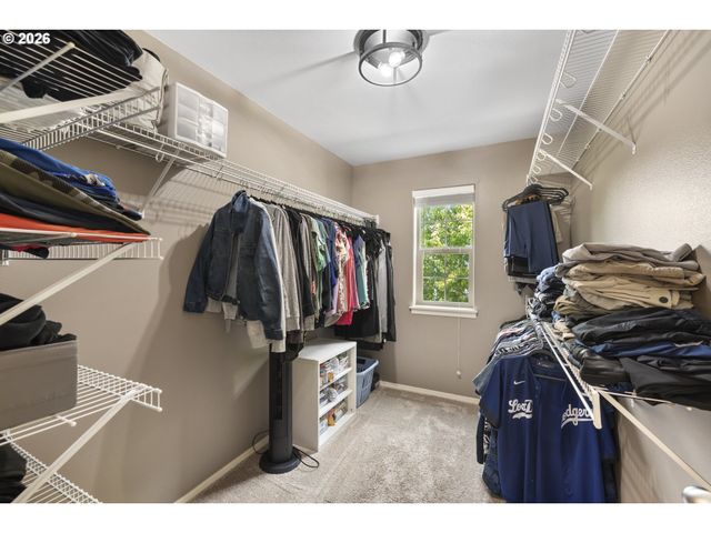 1099 Se MIMOSA Dr, Gresham, OR 97080