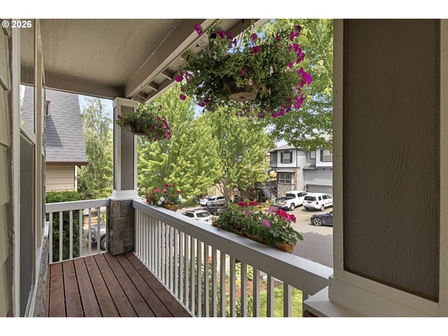 1099 Se MIMOSA Dr, Gresham, OR 97080