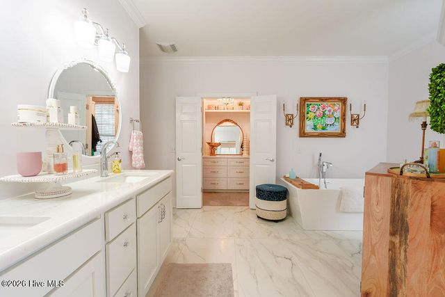 87 Wrexham Place, Elizabethtown, NC 28337