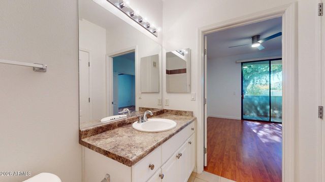 6900 E PRINCESS Drive 1126, Phoenix, AZ 85054