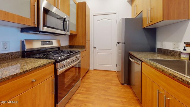 6900 E PRINCESS Drive 1126, Phoenix, AZ 85054