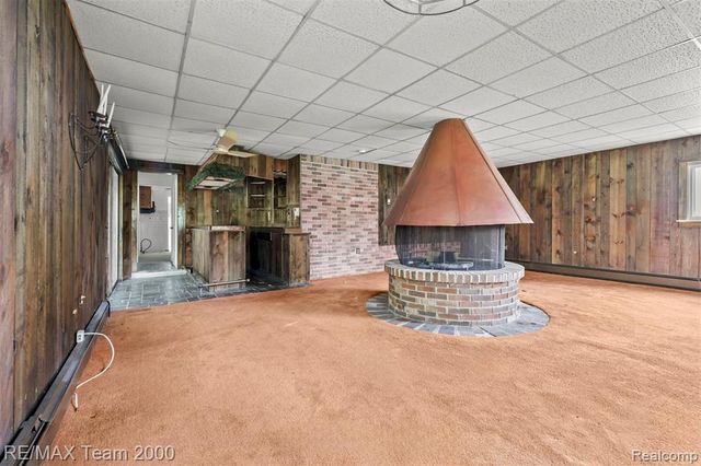90 Lorberta Lane, Waterford, MI 48328