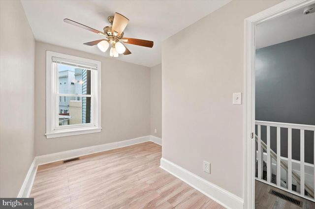 869 MOYER ST, Philadelphia, PA 19125
