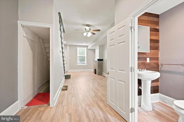 869 MOYER ST, Philadelphia, PA 19125