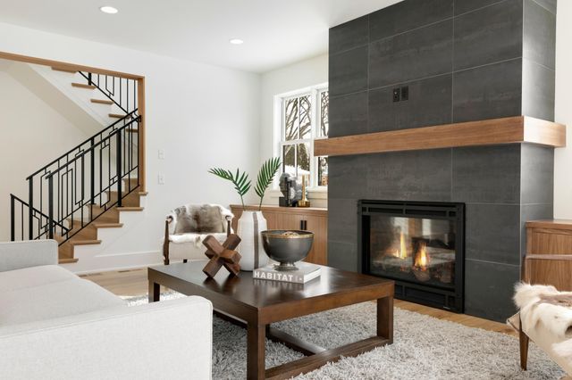 45XX Parkside Ln, Edina, MN 55436