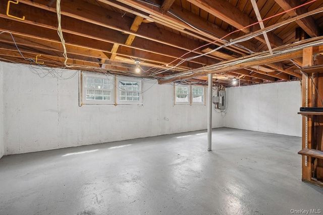 62 Smith Street, Greenlawn, NY 11740