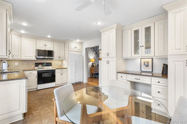 62 Smith Street, Greenlawn, NY 11740