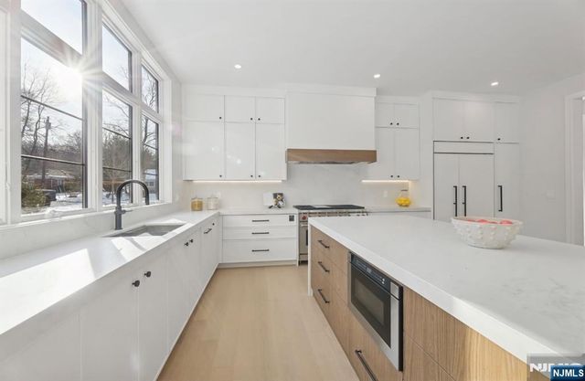 308 Spring Lane, Haworth, NJ 07641