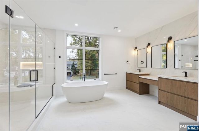 308 Spring Lane, Haworth, NJ 07641