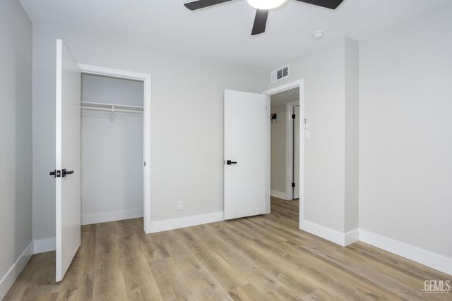 908 San Vicente Drive, Bakersfield, CA 93307