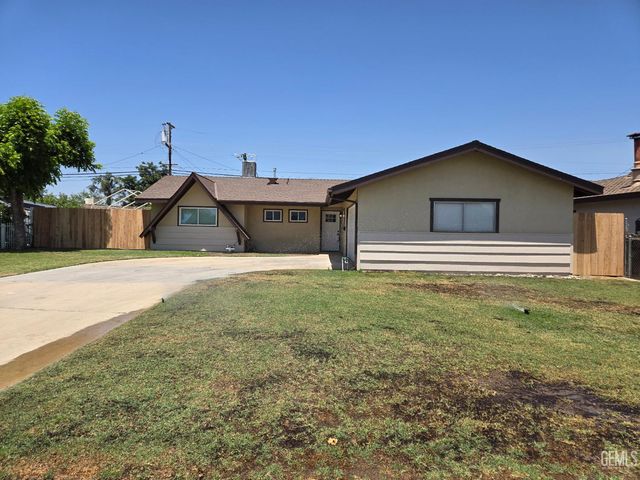 908 San Vicente Drive, Bakersfield, CA 93307