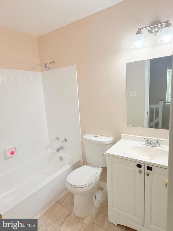 Image 29 of property listing at 15001 WHEATLAND PL, Laurel, MD 20707