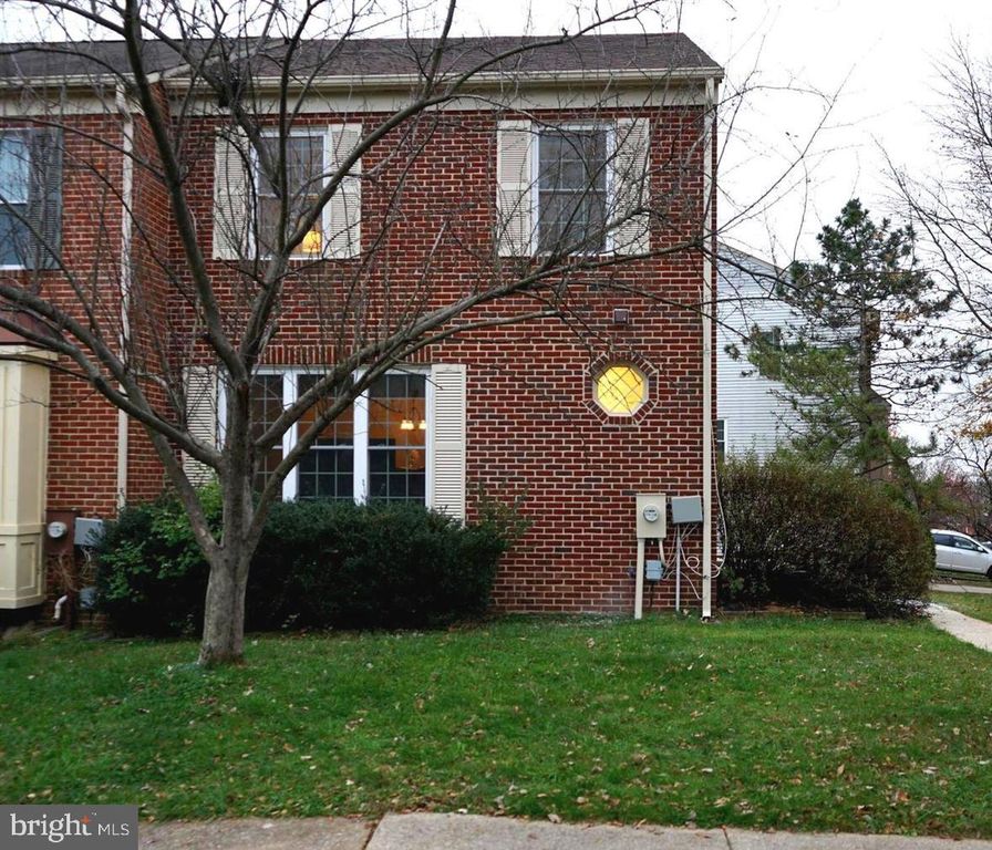 Image 4 of property listing at 15001 WHEATLAND PL, Laurel, MD 20707