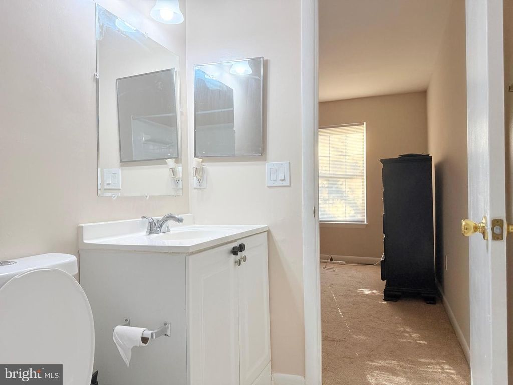 Image 41 of property listing at 15001 WHEATLAND PL, Laurel, MD 20707