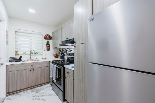 1425 Arthur Street 111B, Hollywood, FL 33020