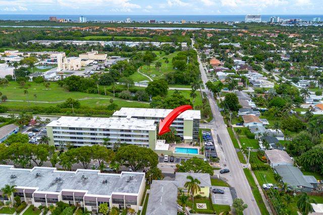 1425 Arthur Street 111B, Hollywood, FL 33020
