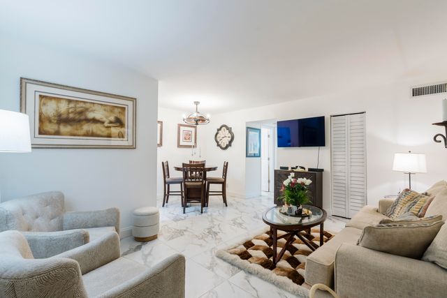 1425 Arthur Street 111B, Hollywood, FL 33020