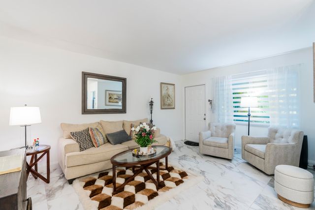 1425 Arthur Street 111B, Hollywood, FL 33020