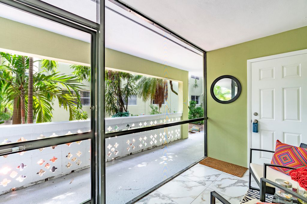 1425 Arthur Street 111B, Hollywood, FL 33020