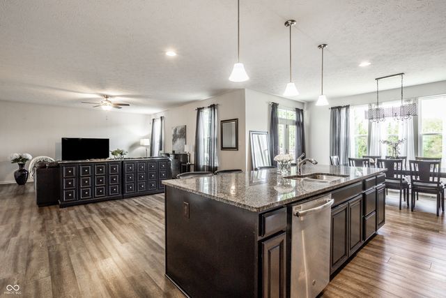 4426 Eagleridge Lane, Zionsville, IN 46077
