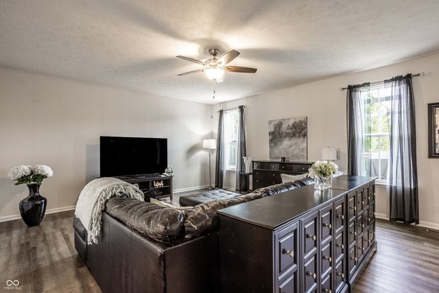 4426 Eagleridge Lane, Zionsville, IN 46077