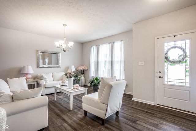 4426 Eagleridge Lane, Zionsville, IN 46077