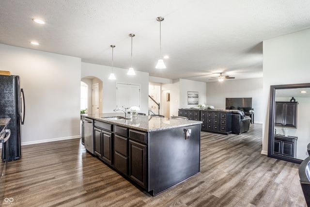 4426 Eagleridge Lane, Zionsville, IN 46077