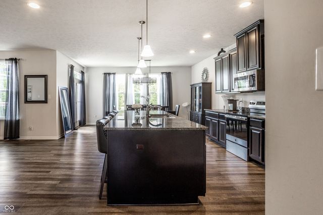 4426 Eagleridge Lane, Zionsville, IN 46077