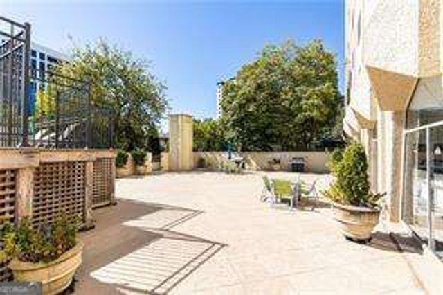 2479 Peachtree Road NE 1010, Atlanta, GA 30305