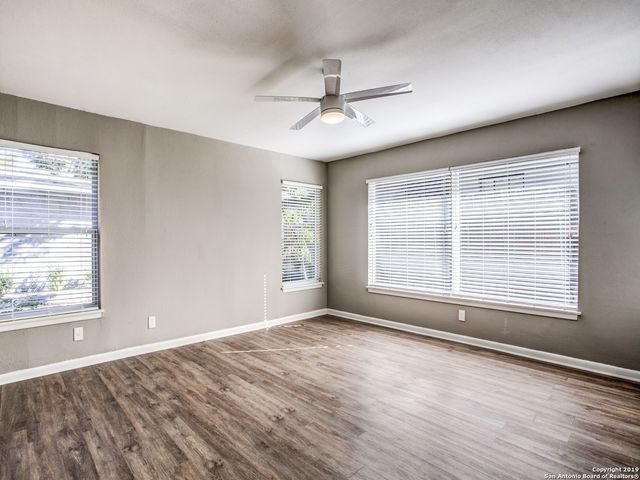 413 Garraty, San Antonio, TX 78209