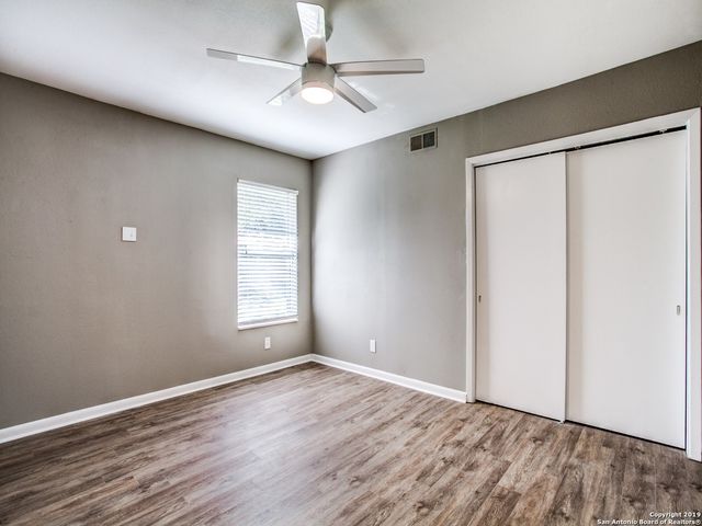 413 Garraty, San Antonio, TX 78209