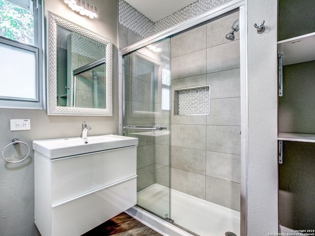 413 Garraty, San Antonio, TX 78209