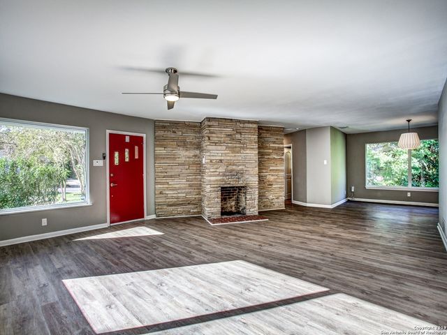 413 Garraty, San Antonio, TX 78209