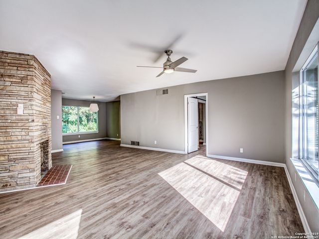 413 Garraty, San Antonio, TX 78209
