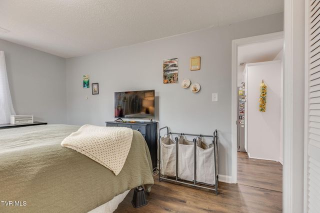 2526 Park Avenue, Johnson City, TN 37601