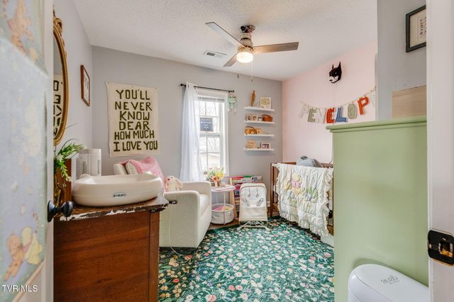 2526 Park Avenue, Johnson City, TN 37601