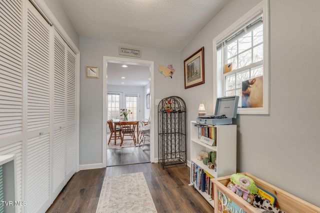 2526 Park Avenue, Johnson City, TN 37601