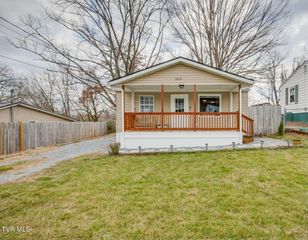 2526 Park Avenue, Johnson City, TN 37601