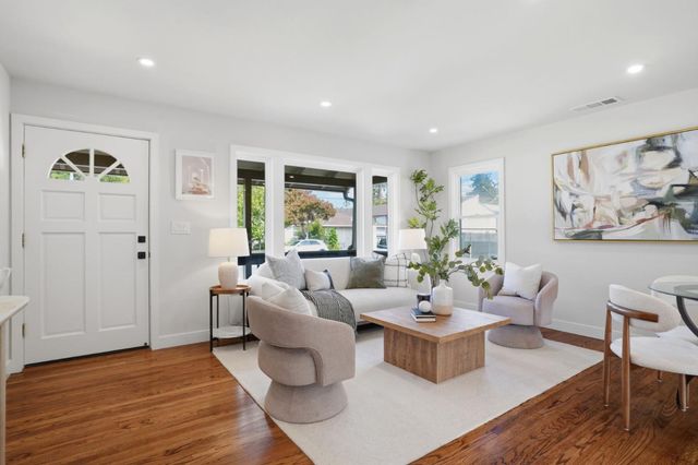 218 N Murphy Avenue, Sunnyvale, CA 94086