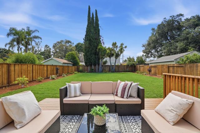 218 N Murphy Avenue, Sunnyvale, CA 94086