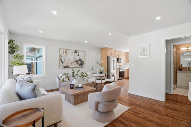218 N Murphy Avenue, Sunnyvale, CA 94086
