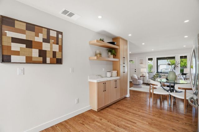 218 N Murphy Avenue, Sunnyvale, CA 94086