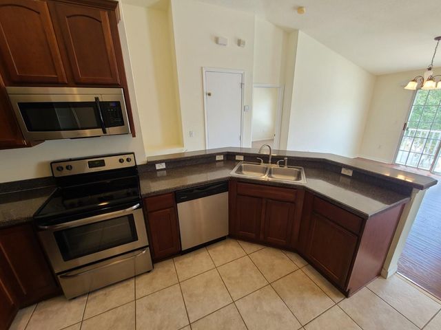 27727 PLEASURE RIDE LOOP, Wesley Chapel, FL 33544
