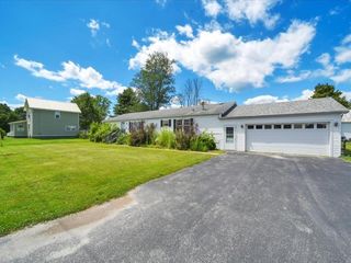 8 Middle Road, Swanton, VT 05488