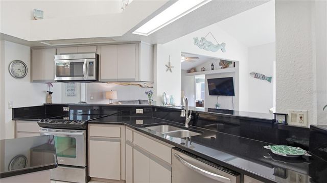 11635 E BLUE COVE DRIVE, Dunnellon, FL 34432