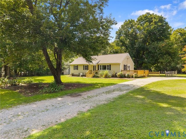 3075 Judes Ferry Rd, Powhatan, VA 23139