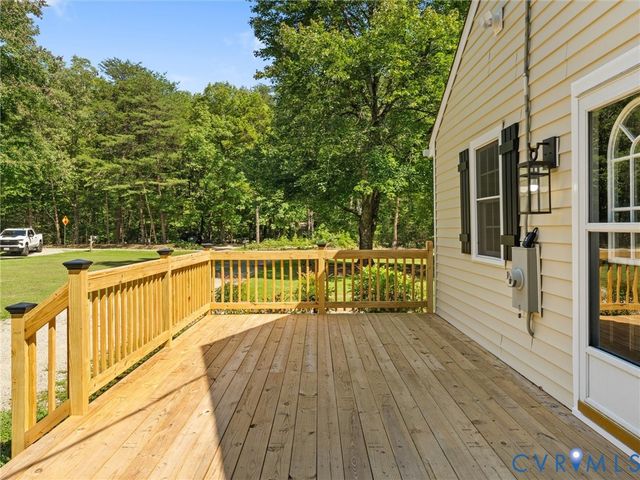 3075 Judes Ferry Rd, Powhatan, VA 23139