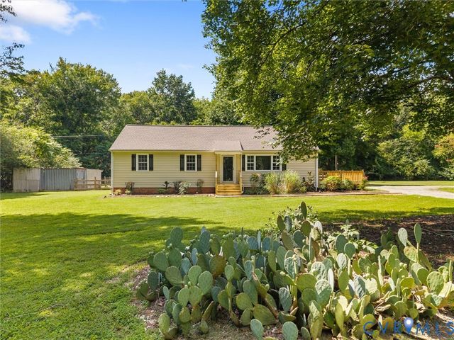 3075 Judes Ferry Rd, Powhatan, VA 23139